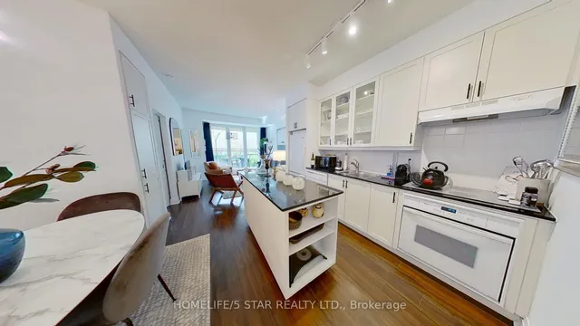 Additional image 2 of 25 SCRIVENER Sq Unit 209