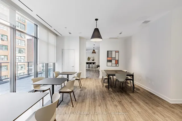 Additional image 29 of 65 Mutual St Unit 2501