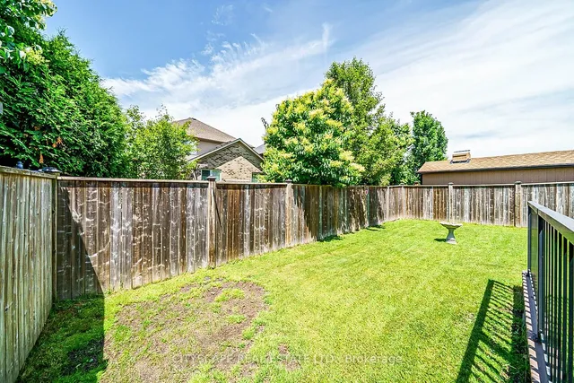 Additional image 26 of 19 Staples Lane