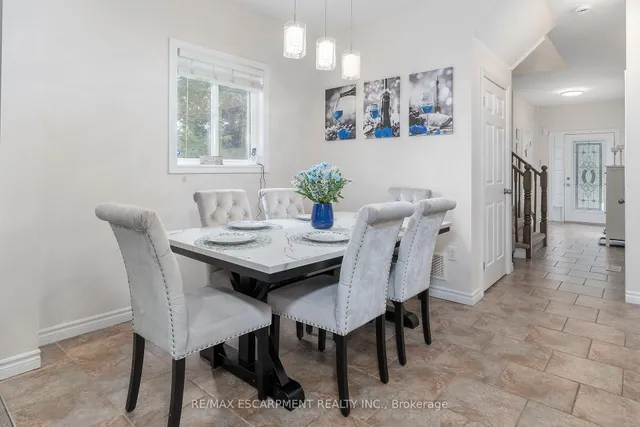 Additional image 3 of 345 Glancaster Rd Unit 14