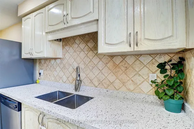 Additional image 8 of 4 Cranberry Cres