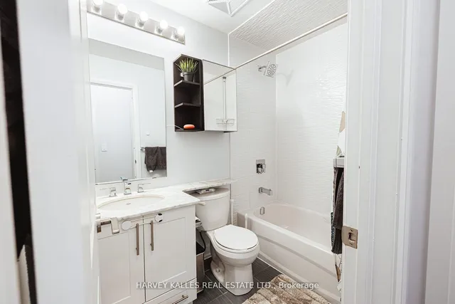 Additional image 26 of 216 Oak Park Blvd Unit 227