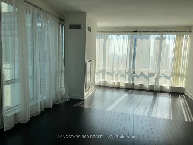 Additional image 18 of 80 John St Unit 2803