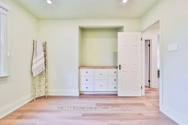 Additional image 30 of 1223 Glencairn Ave