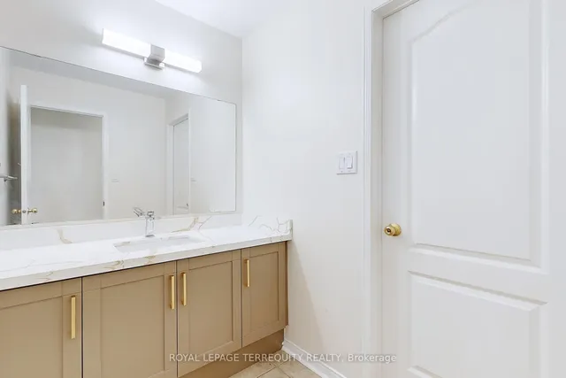 Additional image 36 of 54 Mistdale Cres
