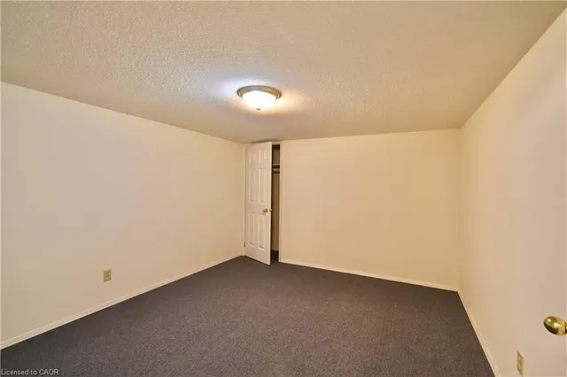 Additional image 31 of 91 Twentyplace Blvd