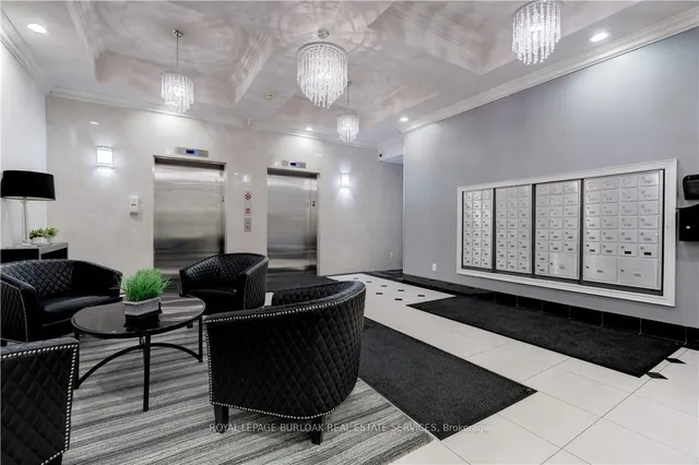 Additional image 5 of 5327 Upper Middle Rd Unit 111