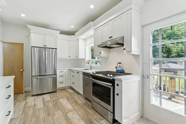 Additional image 13 of 165 Burris St