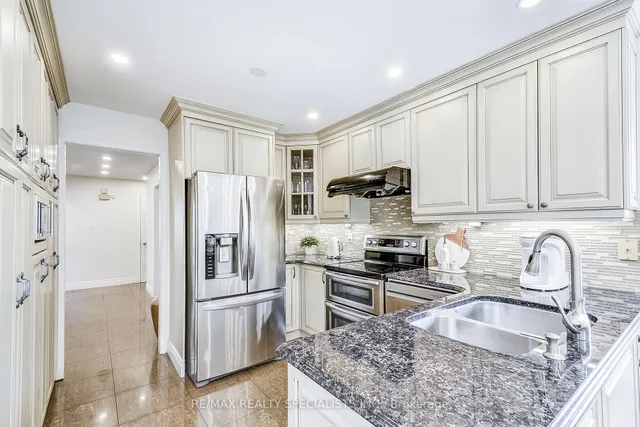 Additional image 10 of 4448 Weymouth Commons Cres