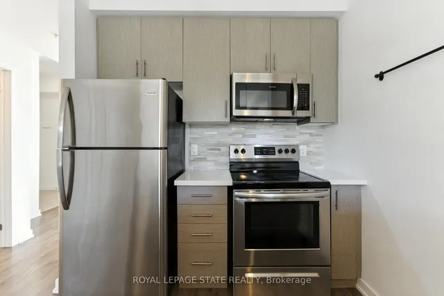 Additional image 11 of 81 Robinson St Unit 709