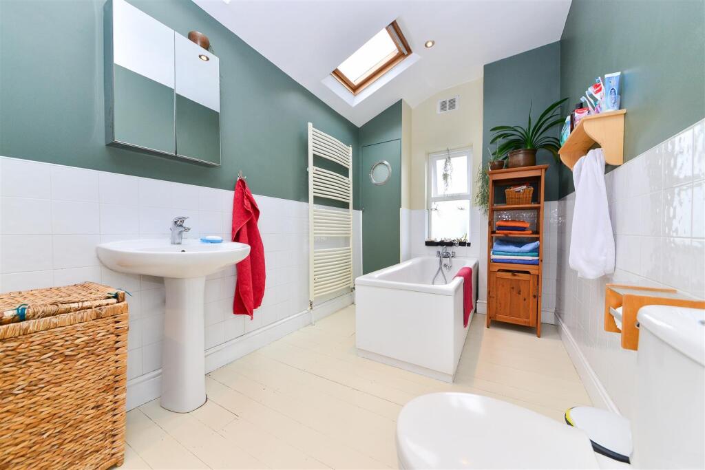 Additional image 4 of Waterloo Road, Kings Heath, Birmingham