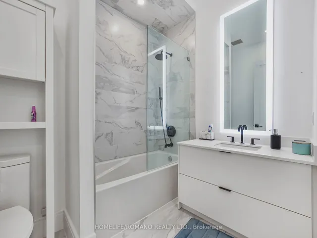 Additional image 11 of 118 King St Unit LPH12