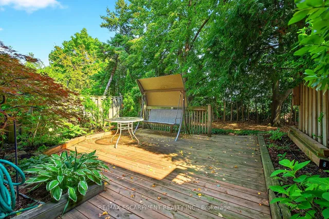 Additional image 45 of 1552 Kerns Rd Unit 4