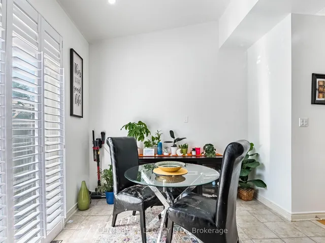 Additional image 5 of 674 Coach Dr