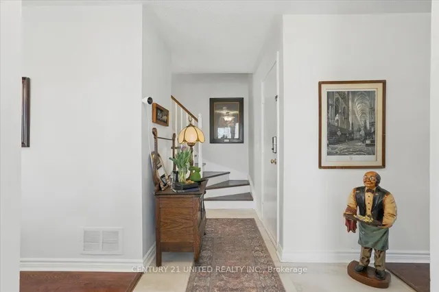 Additional image 6 of 58 Heathcliffe Sq Unit 58