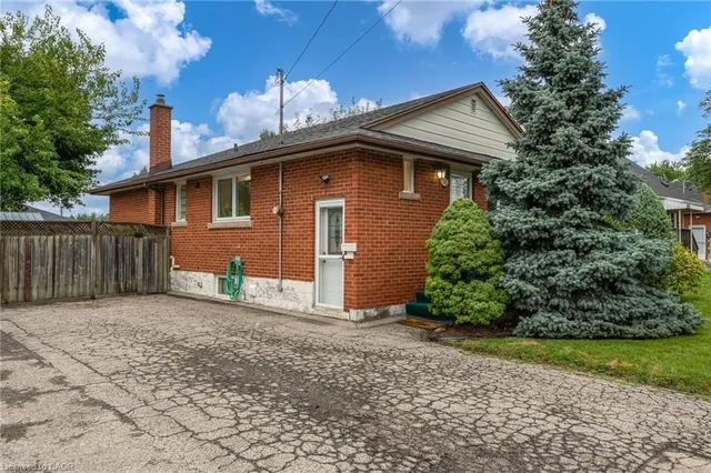 Additional image 2 of 136 Howard Ave