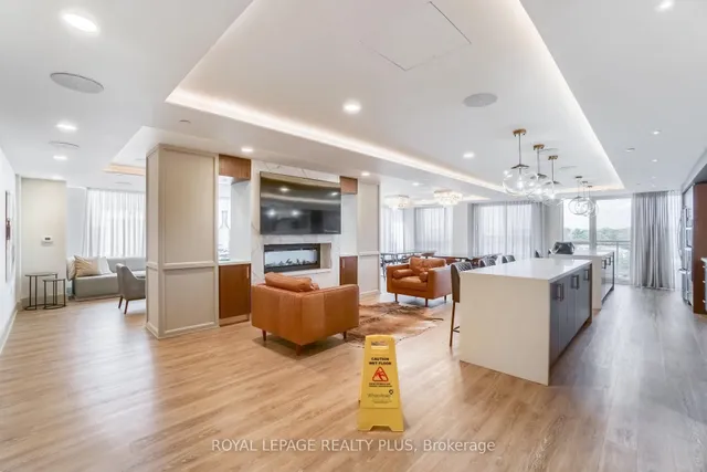 Additional image 34 of 1050 Main St Unit 620