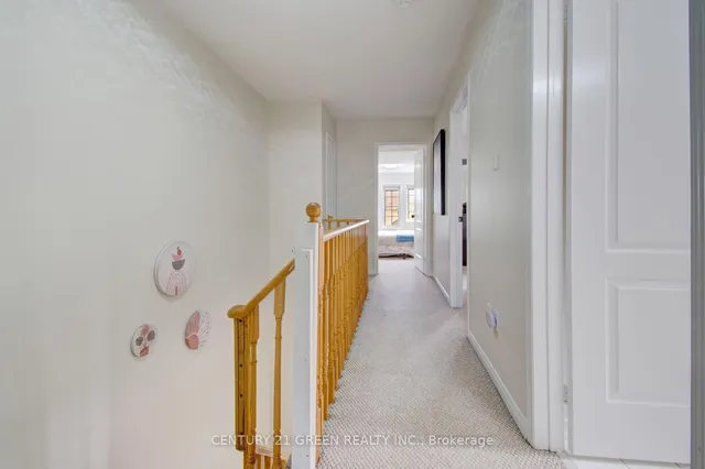 Additional image 25 of 26 Oatfield Rd