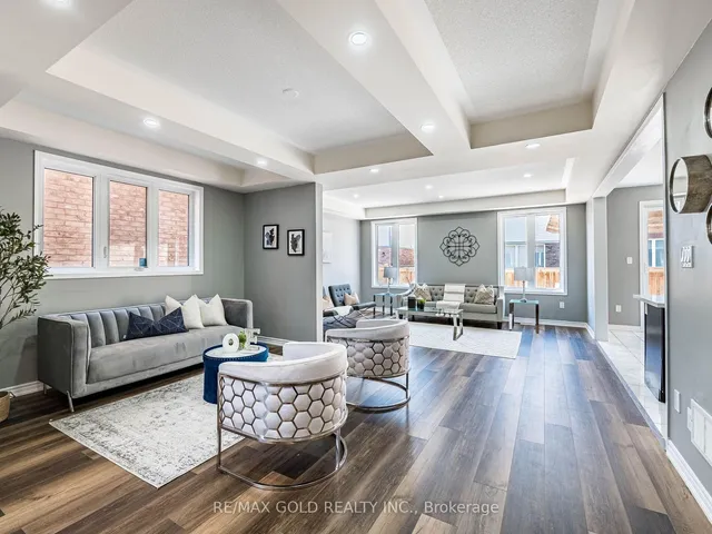 Additional image 7 of 6 Feeder St