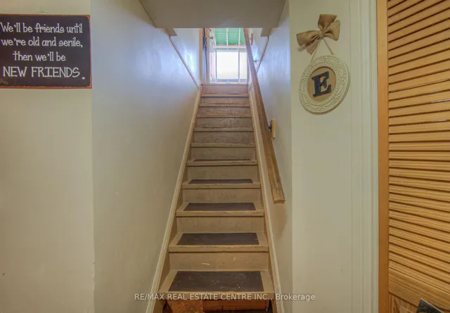 Additional image 27 of 14 Barons Ave