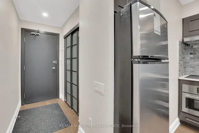 Additional image 9 of 33 Sheppard Ave Unit 500