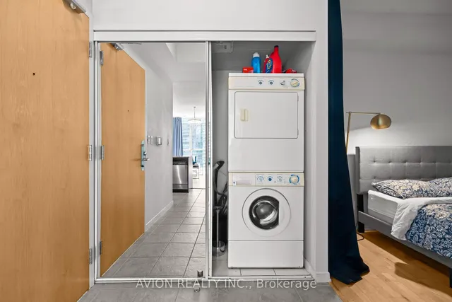 Additional image 12 of 65 Bremner Blvd Unit 3501