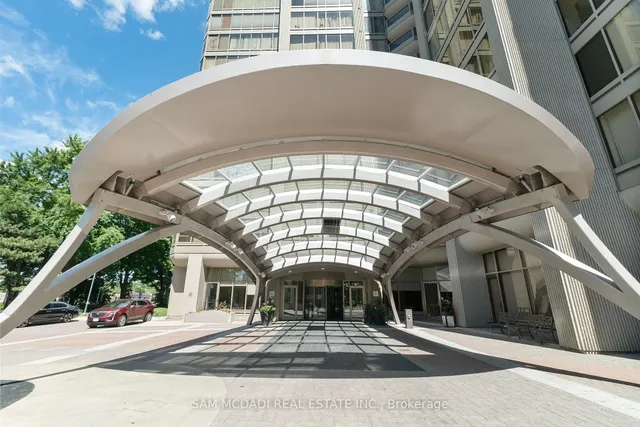 Additional image 34 of 2045 Lakeshore Blvd Unit 2212