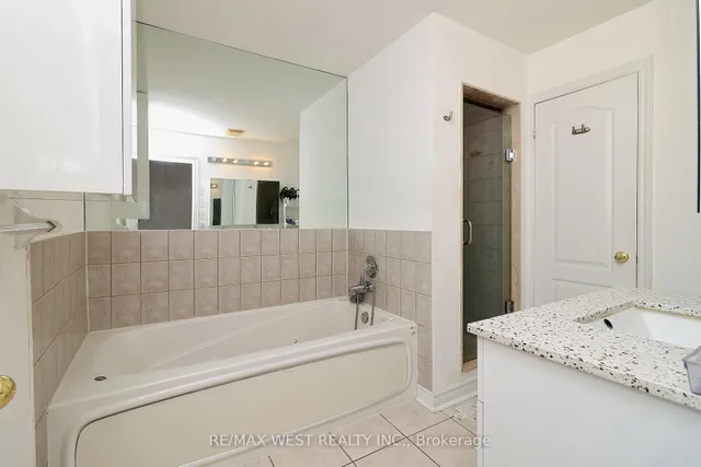 Additional image 16 of 8 James Stock Path