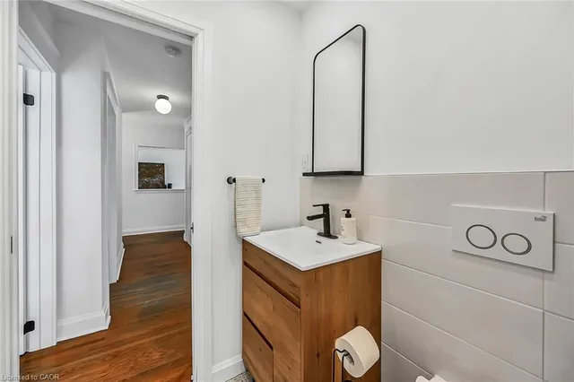Additional image 20 of 181 West 18th St