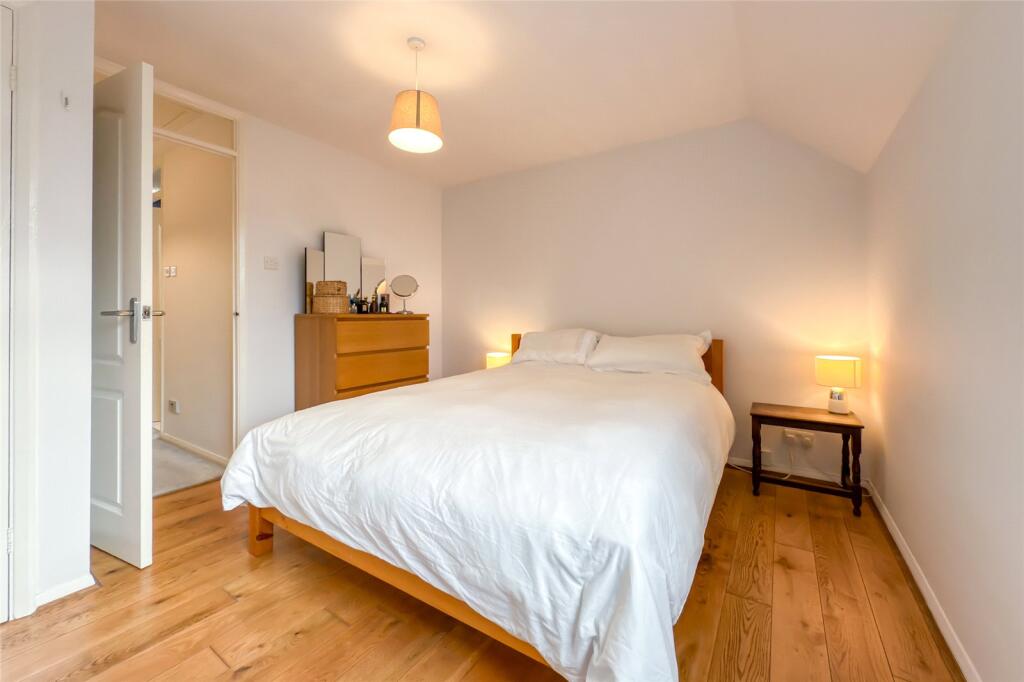 Additional image 6 of Aldbury Close, St. Albans, Hertfordshire, AL4
