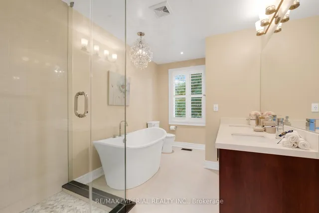 Additional image 33 of 263 Upper Highland Cres