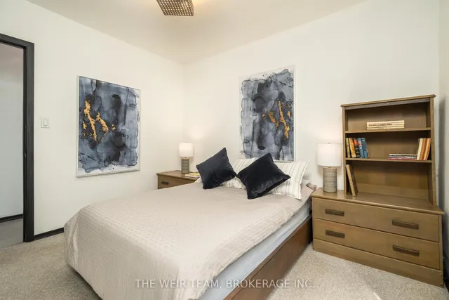 Additional image 13 of 37 Coleridge Ave