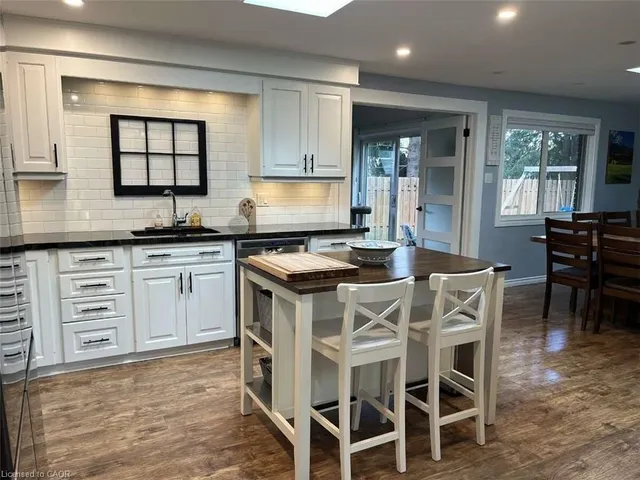 Additional image 26 of 915 Governors Rd