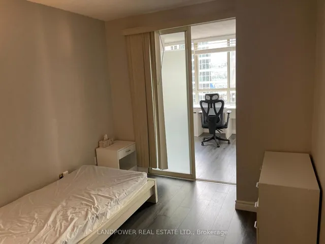 Additional image 8 of 633 Bay St Unit 1222