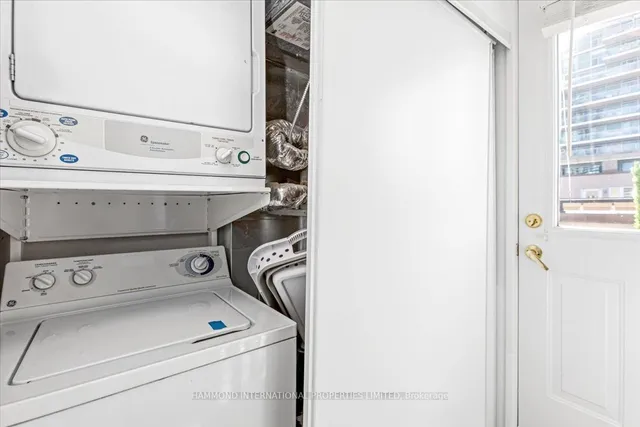 Additional image 20 of 46 Western Battery Rd Unit 838