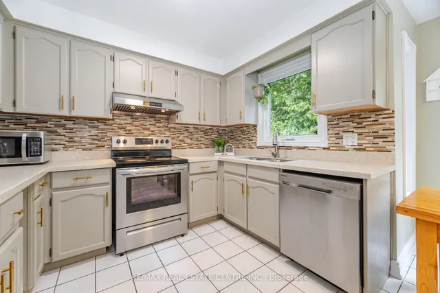 Additional image 14 of 20 Woodbury Crt