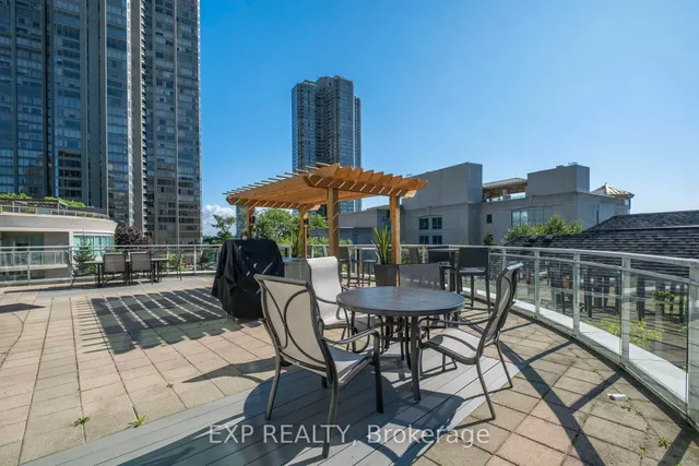 Additional image 37 of 2067 lake shore Blvd Unit 409