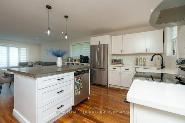 Additional image 25 of 72 Ferndale Cres