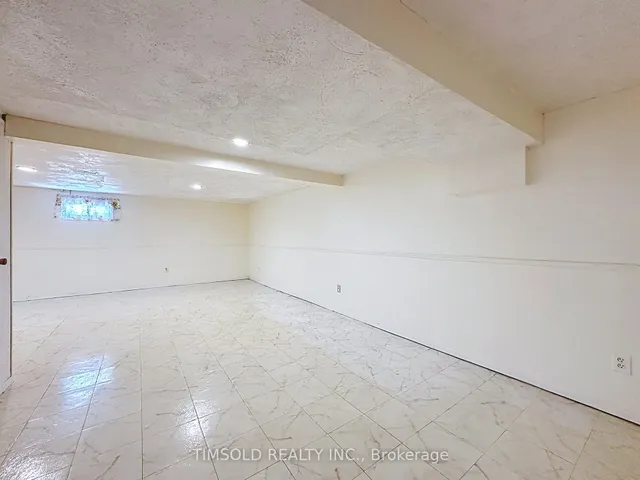 Additional image 35 of 6 Lofthouse Sq