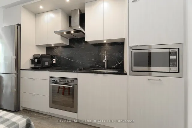 Additional image 8 of 20 Inn on the Park Dr Unit 343