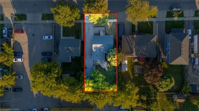 Additional image 18 of 318 East 43rd St