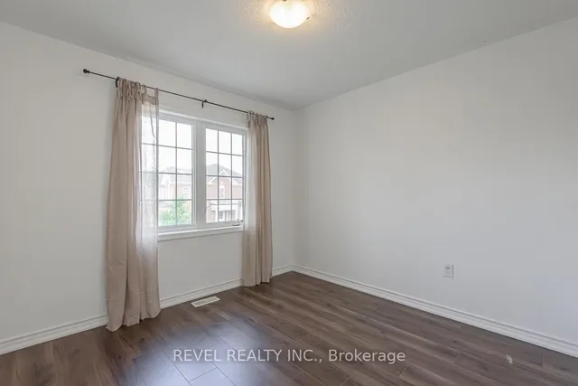 Additional image 22 of 9 Lothbury Dr