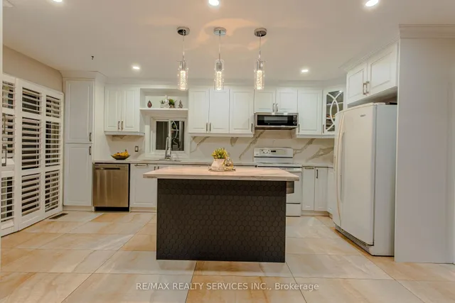 Additional image 12 of 32 Heddon Crt