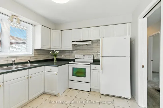 Additional image 16 of 24 Meadowlark Dr