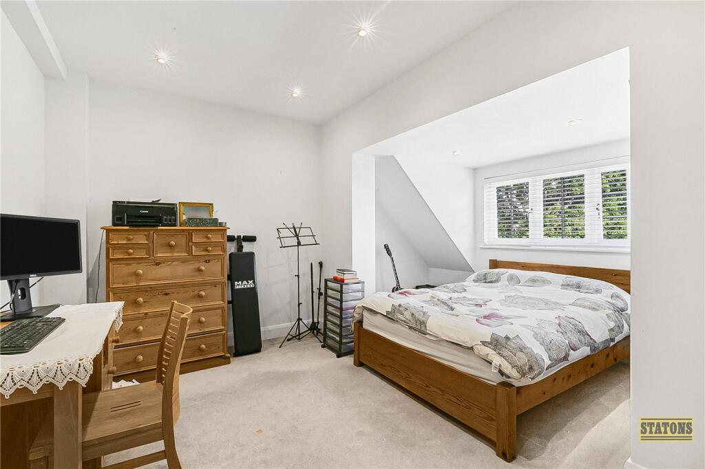 Additional image 13 of Brookmans Avenue, Brookmans Park, Hertfordshire, AL9