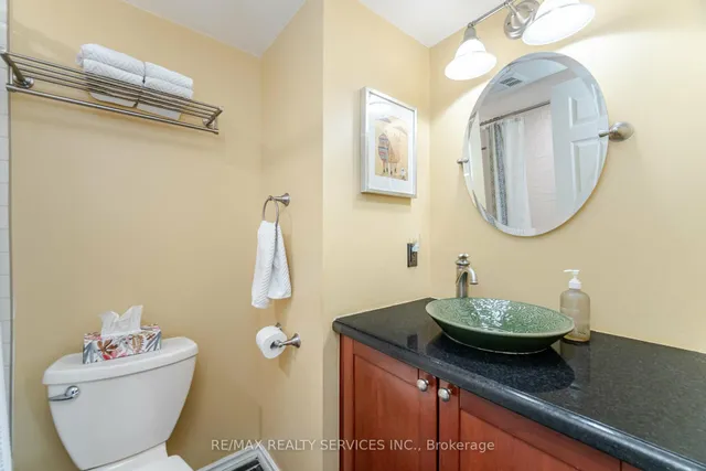 Additional image 21 of 310 Mill St Unit 1109
