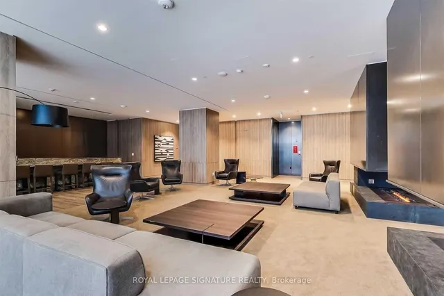 Additional image 14 of 576 Front St Unit 1011E