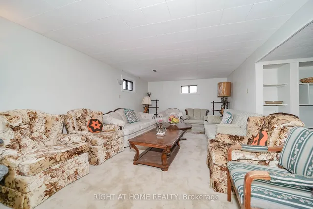 Additional image 18 of 38 Lingarde Dr