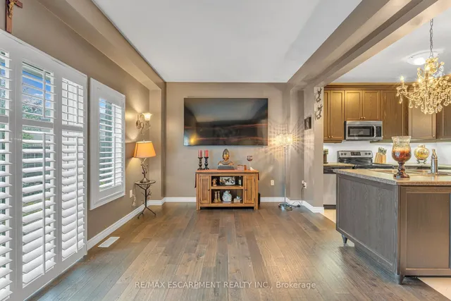 Additional image 11 of 72 DODMAN Cres