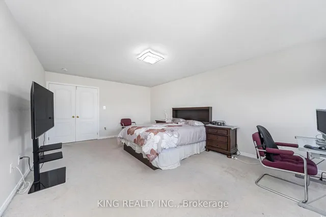 Additional image 33 of 59 Haviland Circ